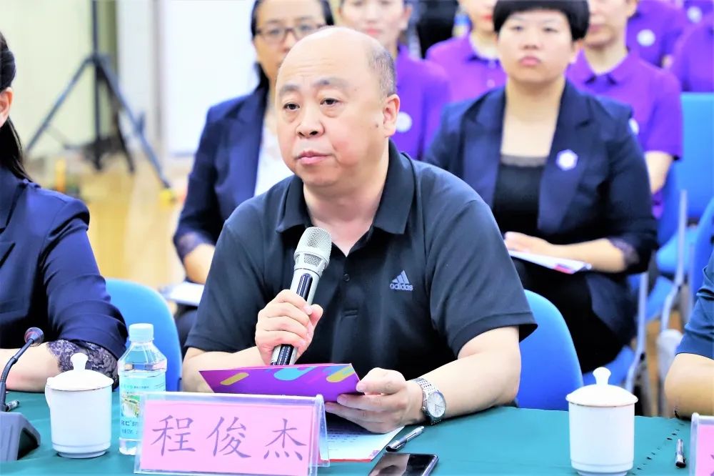 副院长张振国,石家庄市裕华区教育局党组成员兼教研中心主任程俊杰