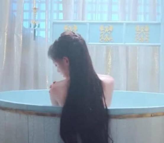 有种心疼叫鞠婧祎的"沐浴戏,把镜头拉近后,网友:导演真坏