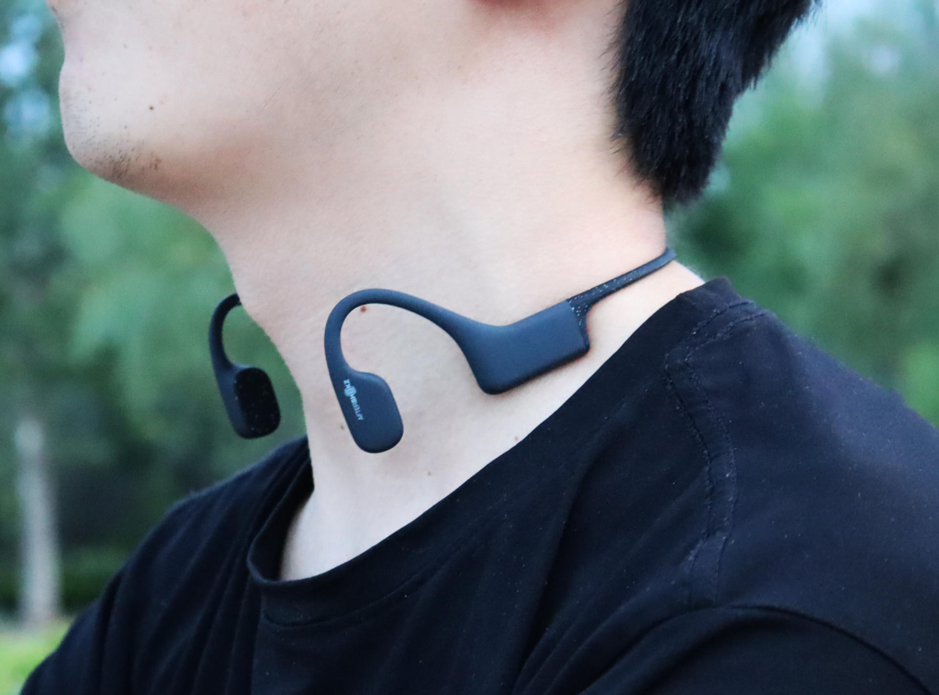 有它在运动变得不再枯燥,韶音 as700xtrainerz 无线骨传导耳机