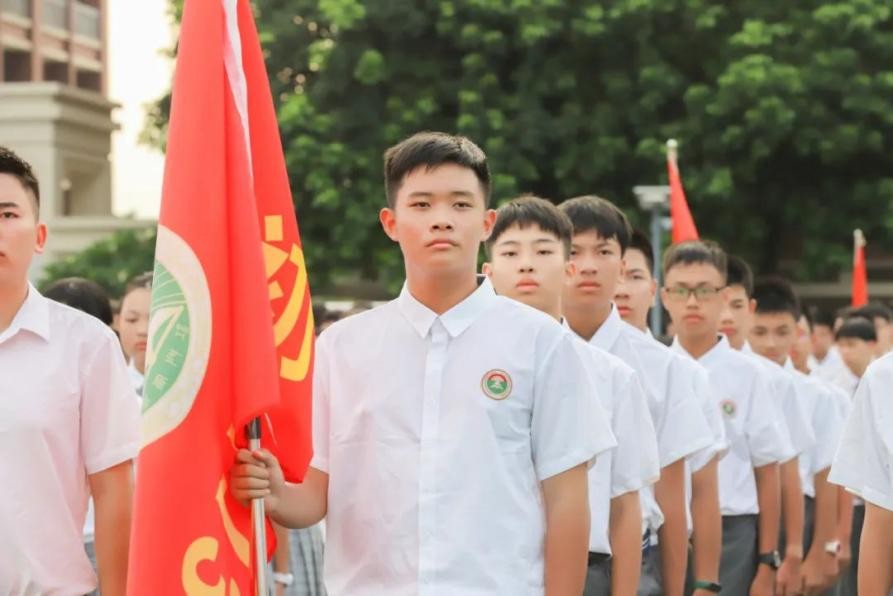 江门广雅中学博雅班图片