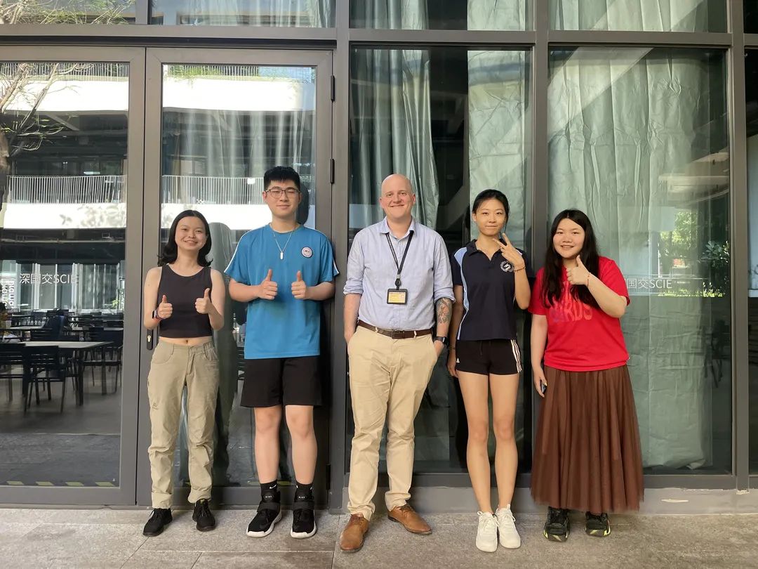 深国交2022届毕业生陈晴川:放弃牛津卡梅,选择加州伯克利化学!
