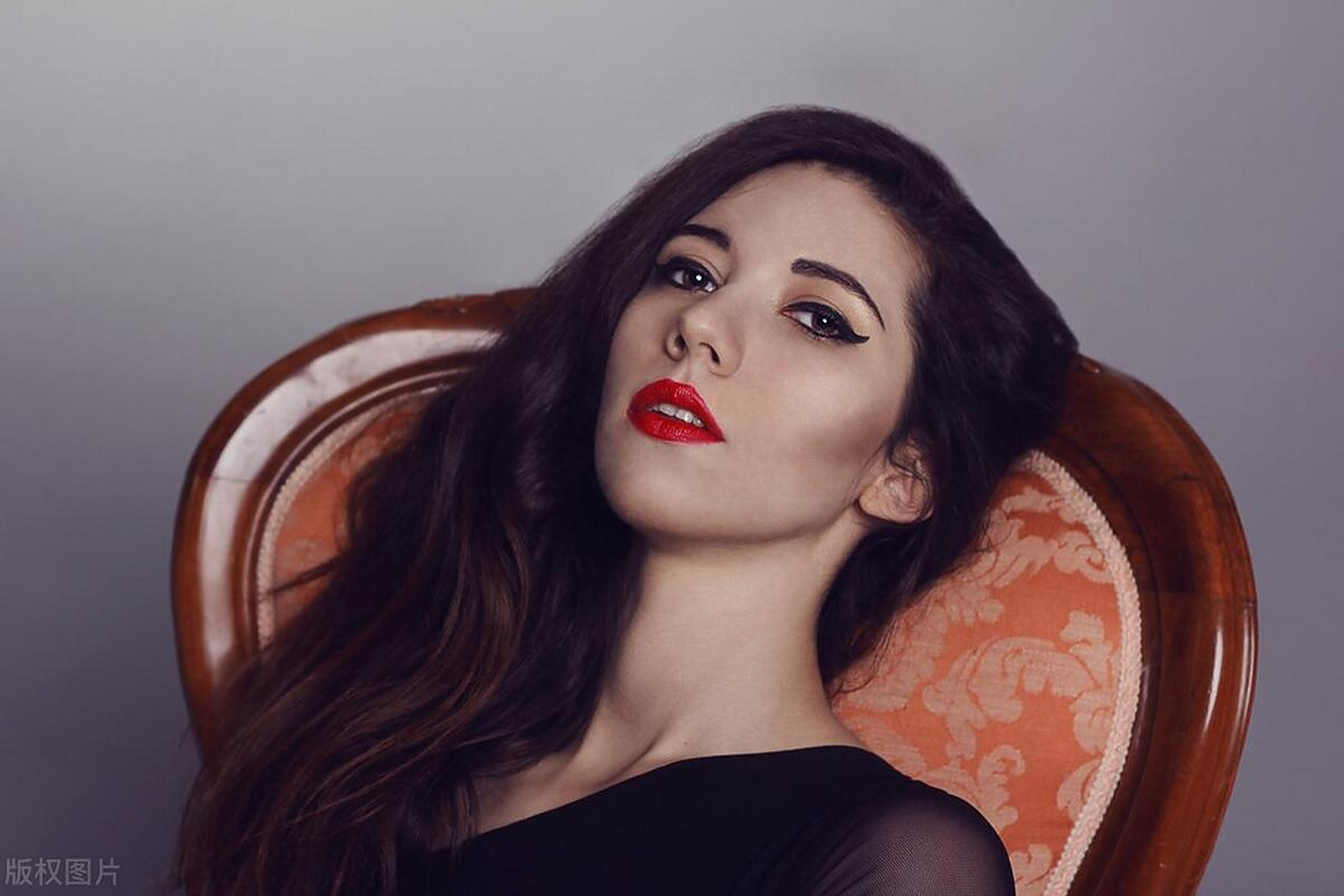 自恃清高的女人在婚姻中很难得到幸福,男人亦如此  婚姻是每个人人生