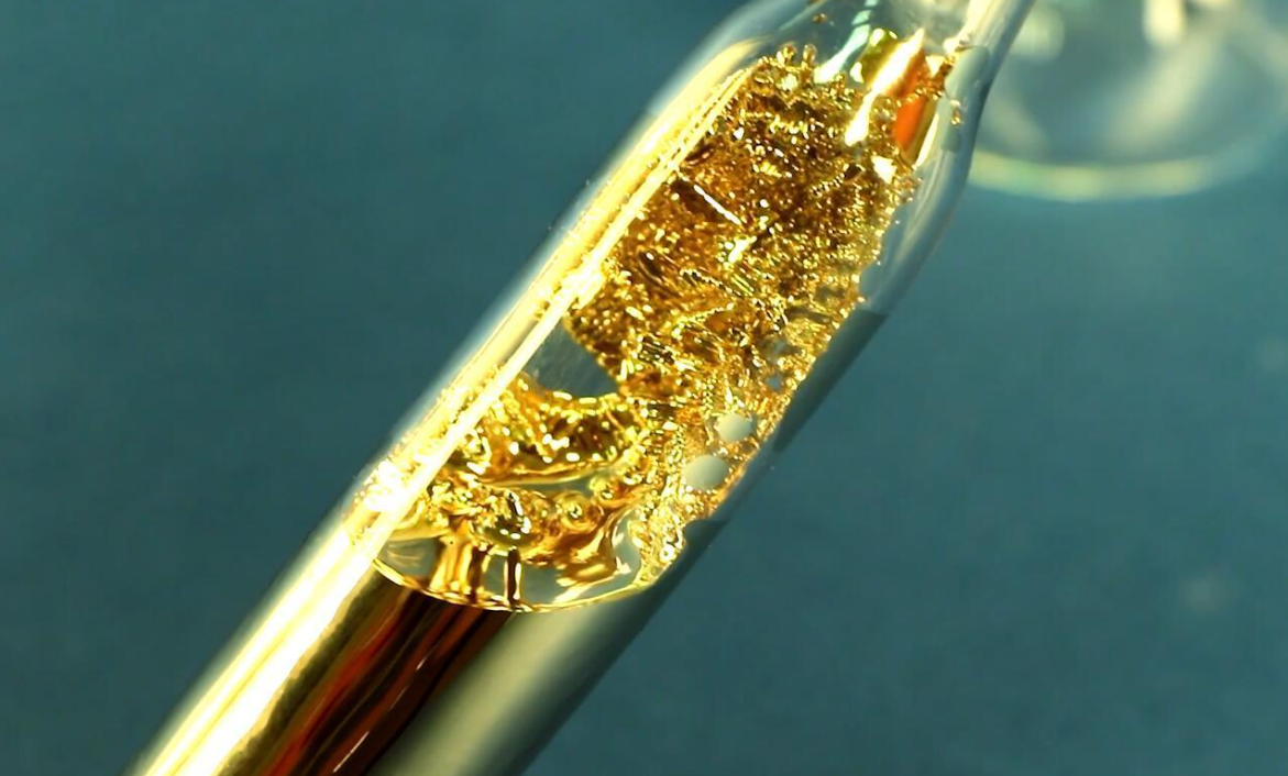 铯:比黄金还贵的爆炸金属,它是如何定义时间和改变世界的?