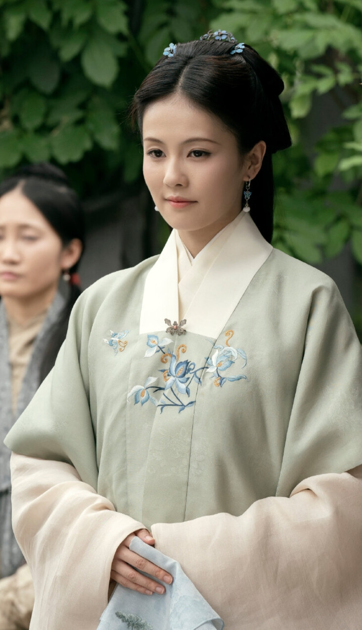 娱乐圈五位搞笑女,全都实锤了,"小猴子"杨紫首屈一指