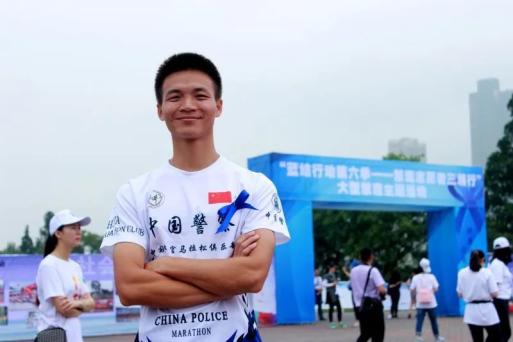 杨伟平:剑胆琴心 无悔青春 | 教育整顿·学先进