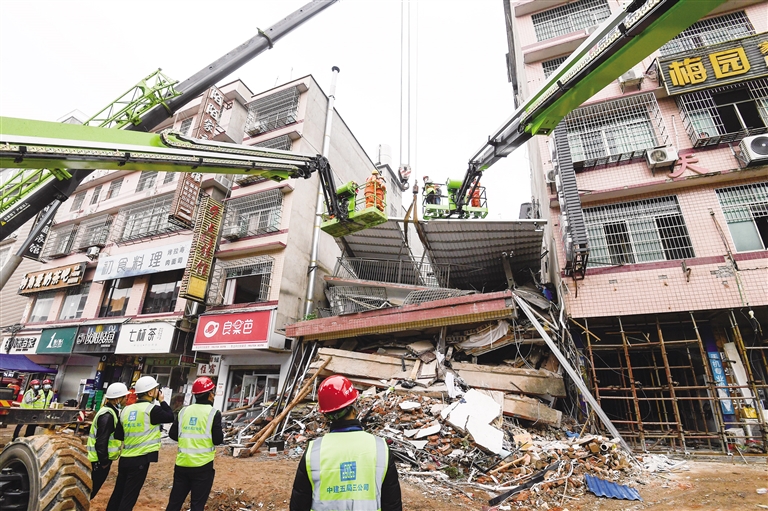 长沙自建房倒塌,受害人员能获得赔偿吗?房主人没钱赔偿怎么办?