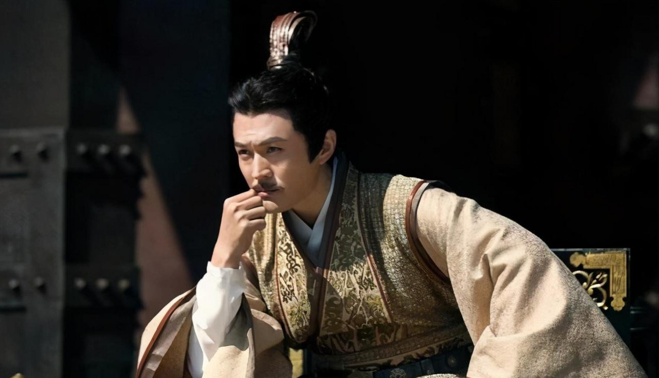 北魏拓跋珪暴毙,被逆子弑杀,慕容超挑衅晋朝,刘裕筹备北伐南燕