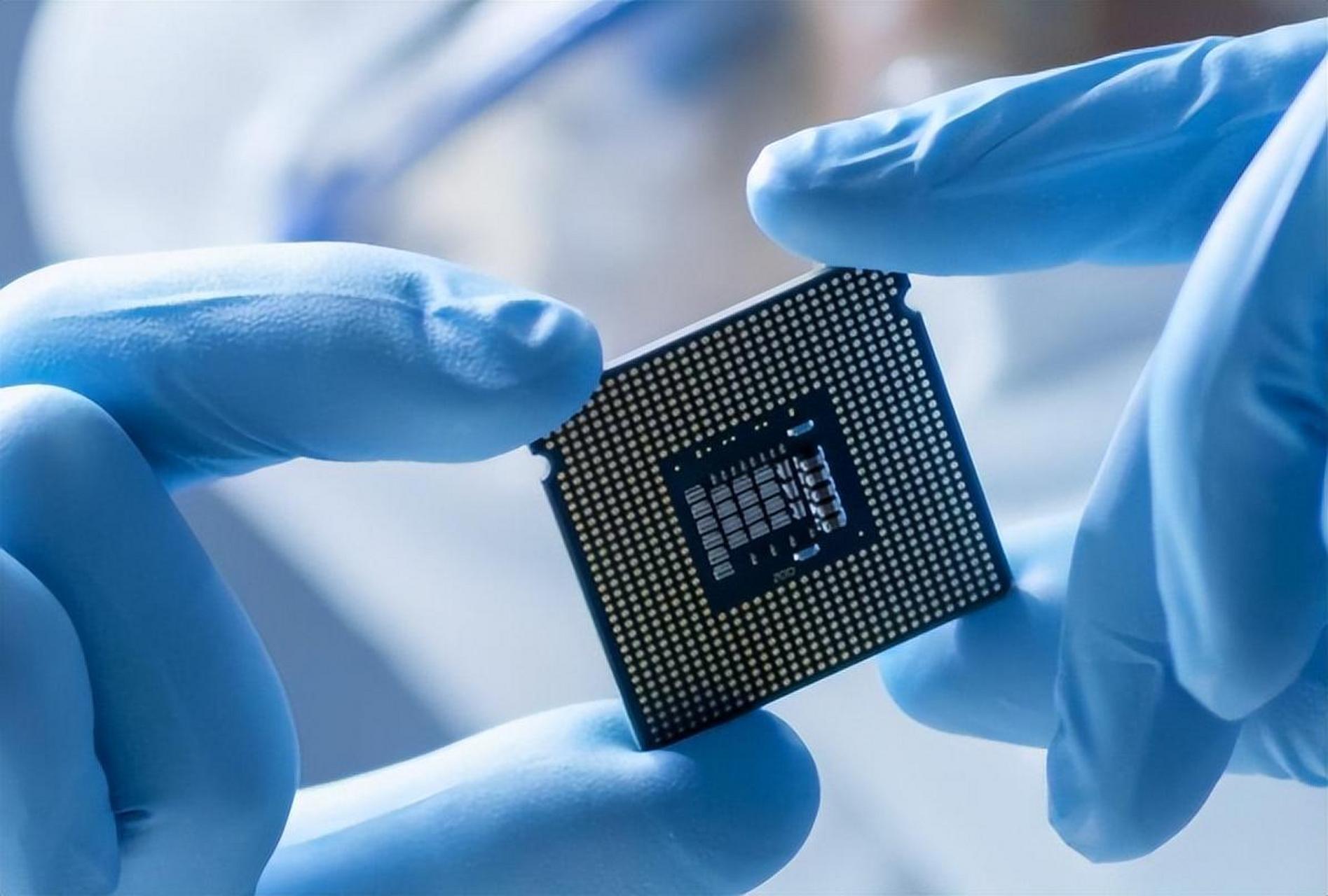 9个月烧光1105亿!华为突破量子芯片专利,比尔盖茨说的很对! 华为在半