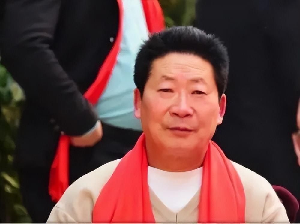 回顾"辣王"李永志:5斤辣椒配白酒吃了38年,如今下场令人同情