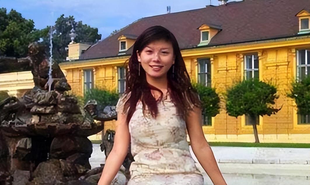 何碧玉说我宁可住在美国的下水道里,也不要回中国!李柘远却相反