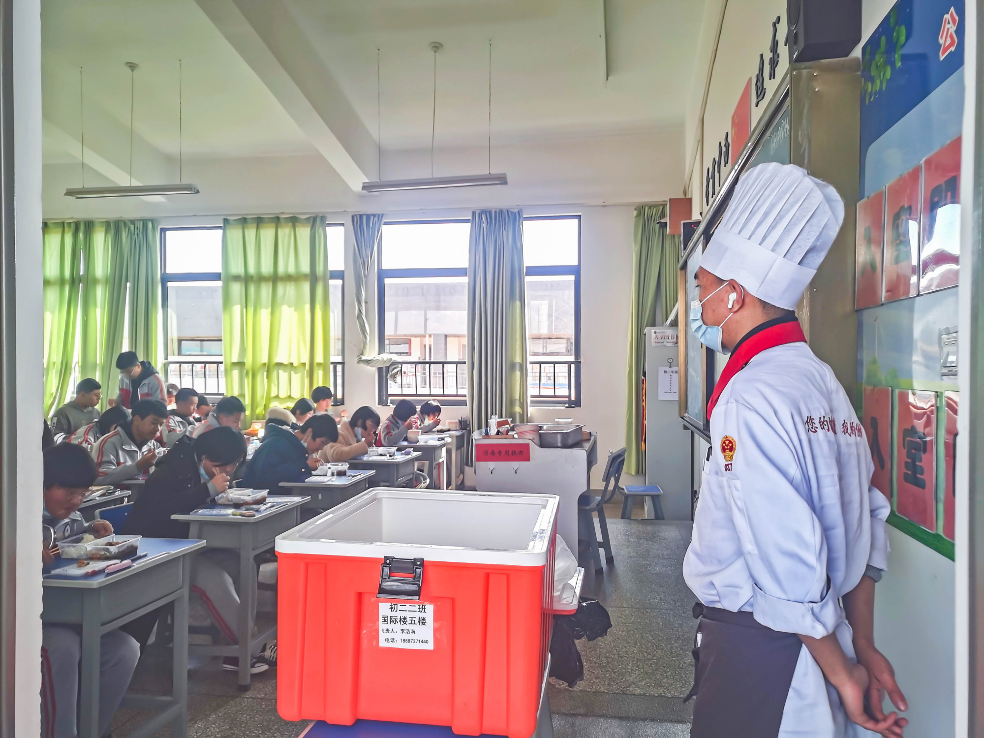 不能聚集學生吃飯怎麼辦不用擔心我校食堂用心做食事