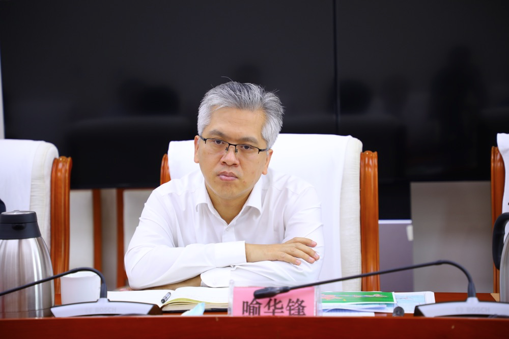 北京市门头沟区委副书记,代区长喻华锋