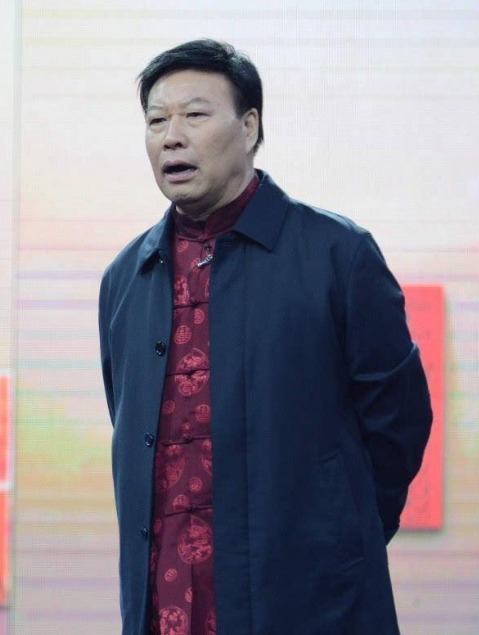 魏积安:成名后依旧憨厚老实,结婚38年0绯闻,演艺圈知名大孝子