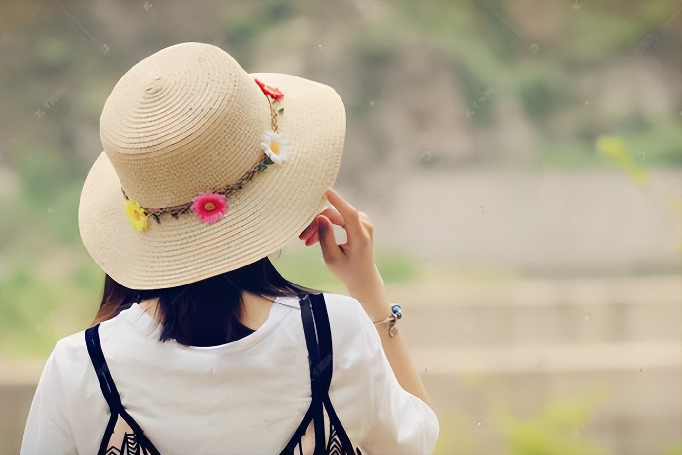 一个人有多在意你,不需要频繁试探,这些细节就是答案