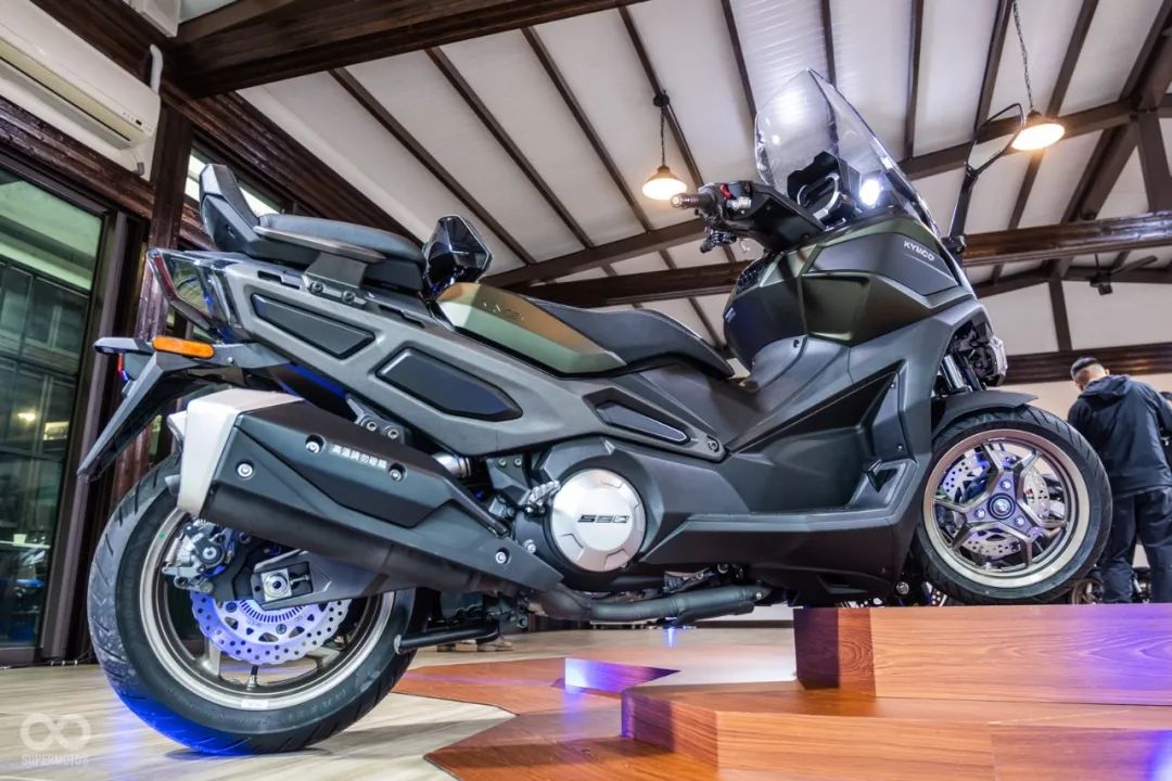 光阳倒三轮-kymco cv3测评