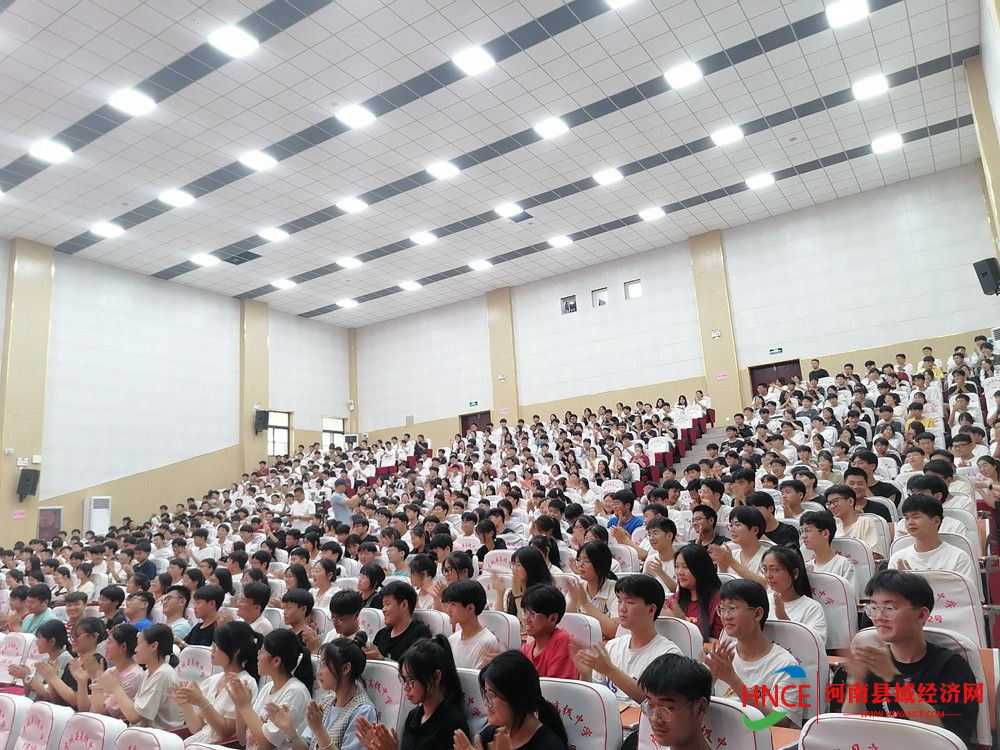 虞城县人民检察院走进虞城县高级中学开展法治宣传教育活动