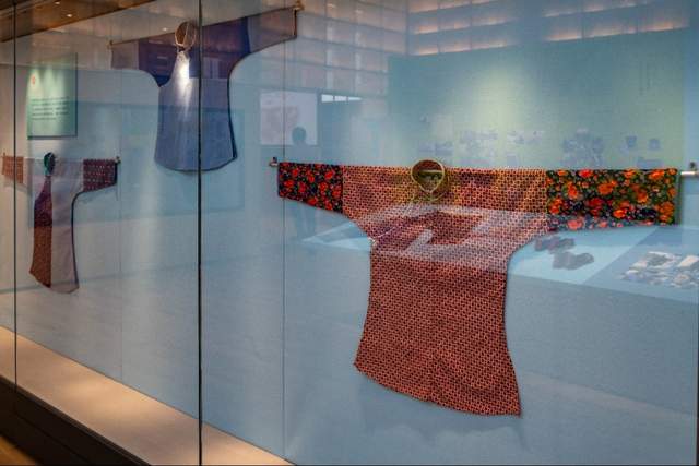 俏丽的吴服——青莲衫子藕荷裳