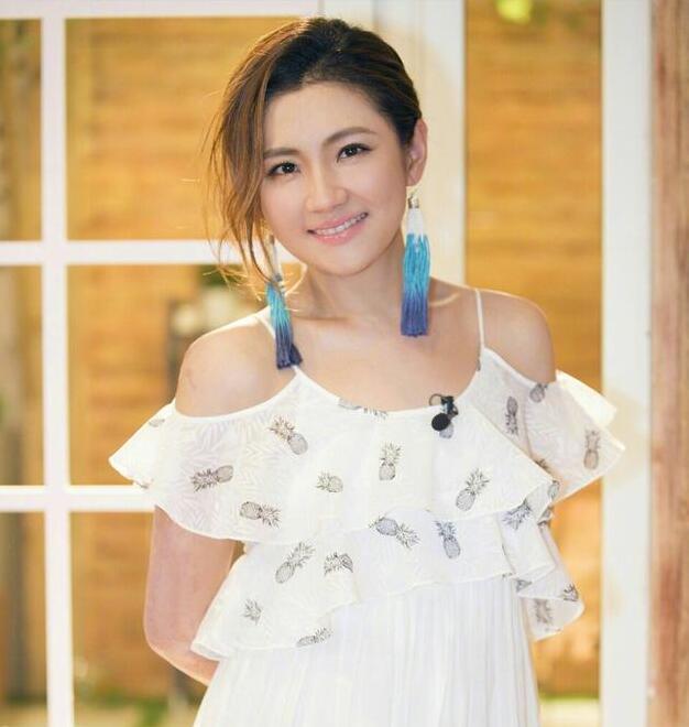 用现在的眼光来看,she里谁的颜值最高?