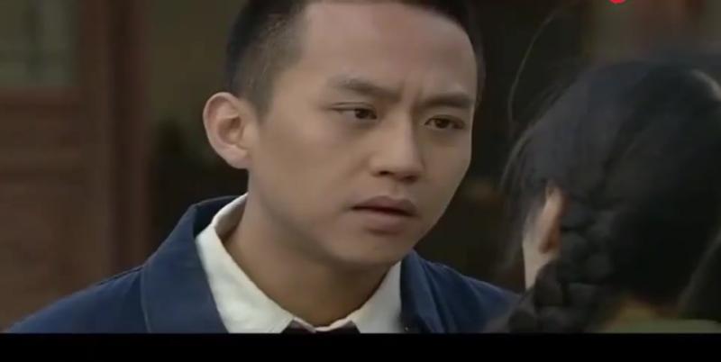 人间情缘查建英是真爱黎小军为了跟他在一起她连兵都不当了