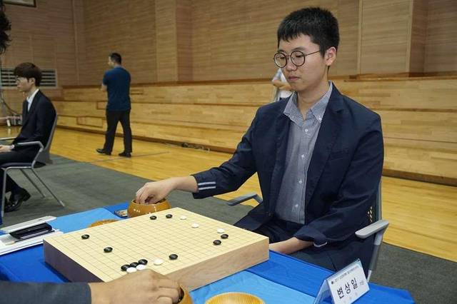 杨鼎新,3连胜韩第3卞相壹!李轩豪夺冠希望倍增!