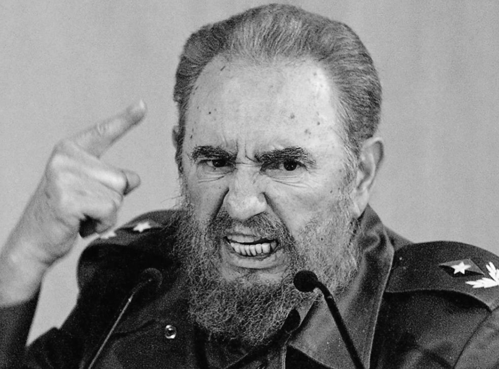 "古巴领袖"卡斯特罗:美国的眼中钉,一生躲过638次中情局暗杀