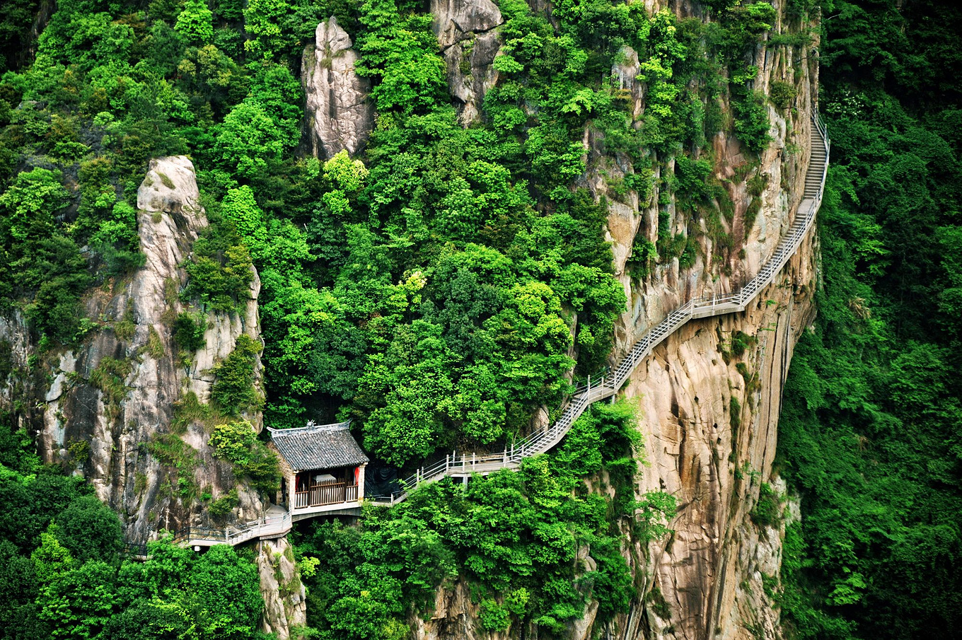 浙江天台山洞天福地与神话传说