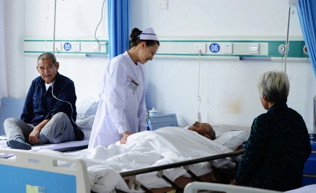 寿命与体重的关系被发现:60岁后,体重这样刚刚好,你达标了吗?