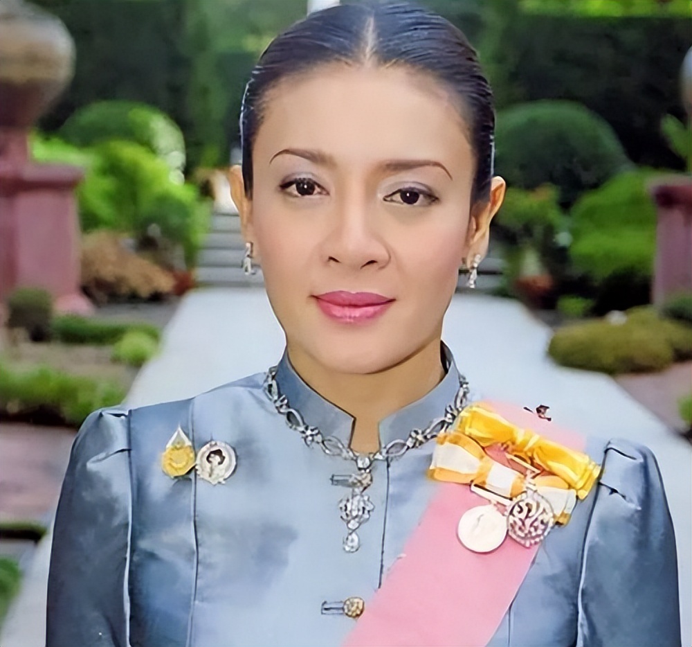 西拉米王妃翻身难度增加,未来储君继位推迟,苏提达能力不容置疑