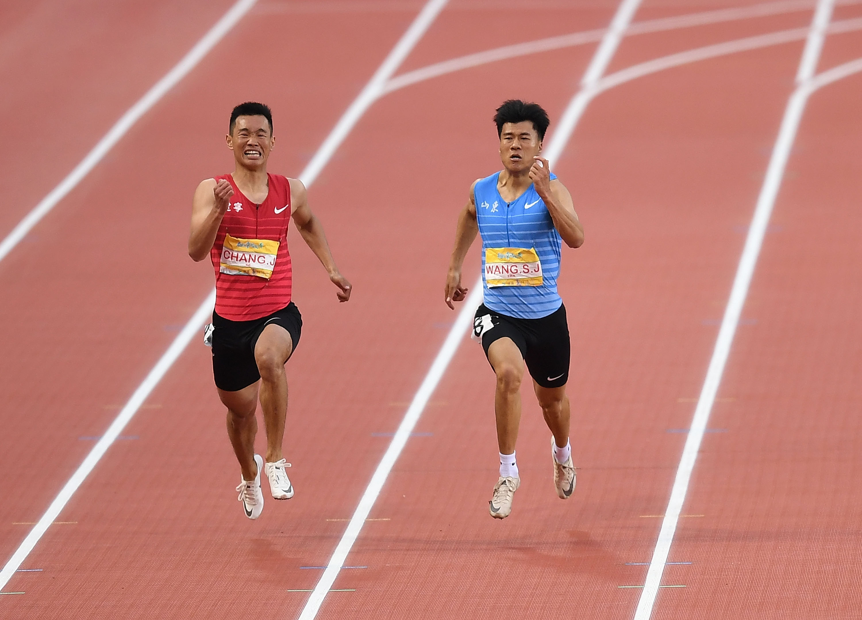 田径——"相约幸福成都"田径邀请赛:男子200米决赛赛况