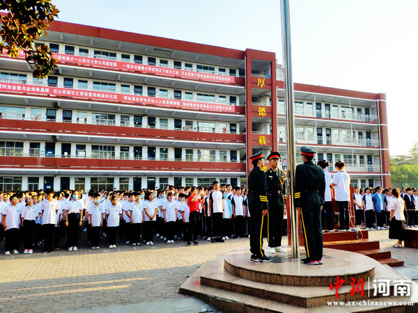 许昌实验中学图片