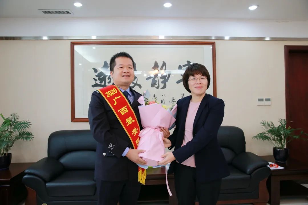 【今日头条】市领导会见广西"最美民警"廖克将