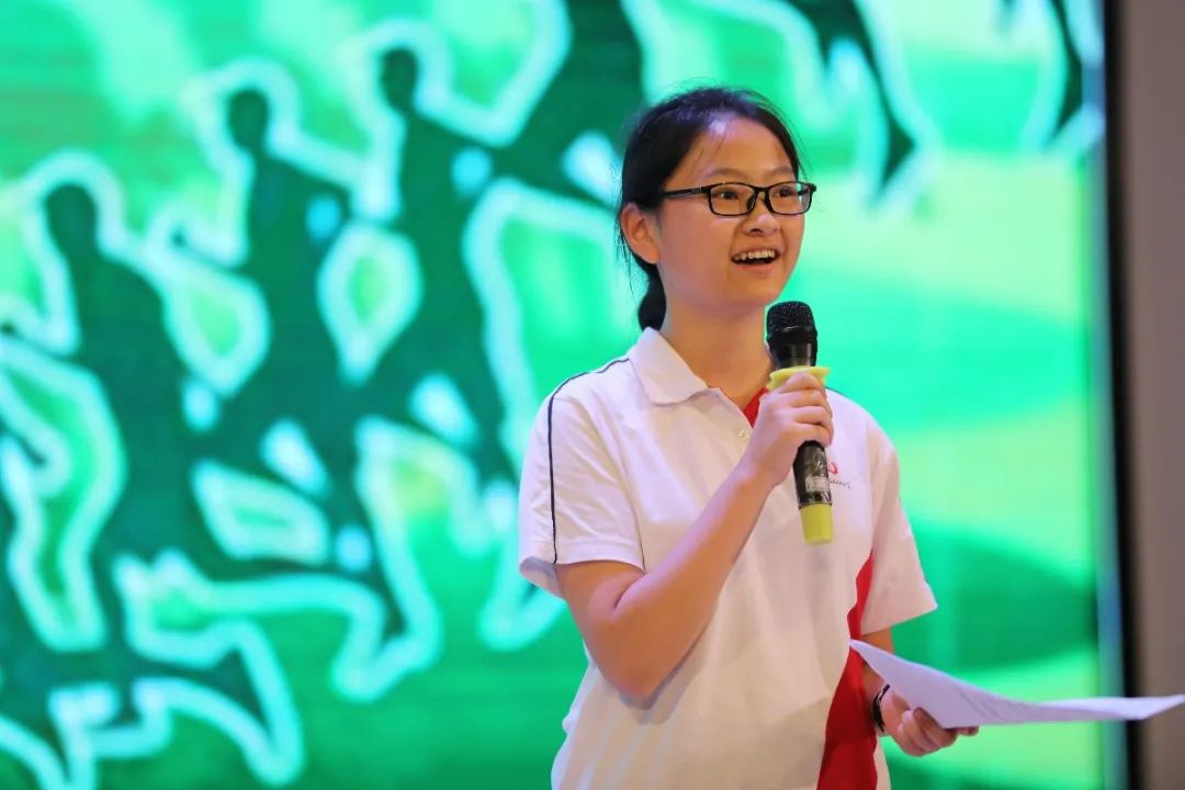 定格!江苏省震泽中学高一新生锦心绣口话军训,有你熟悉的吗?