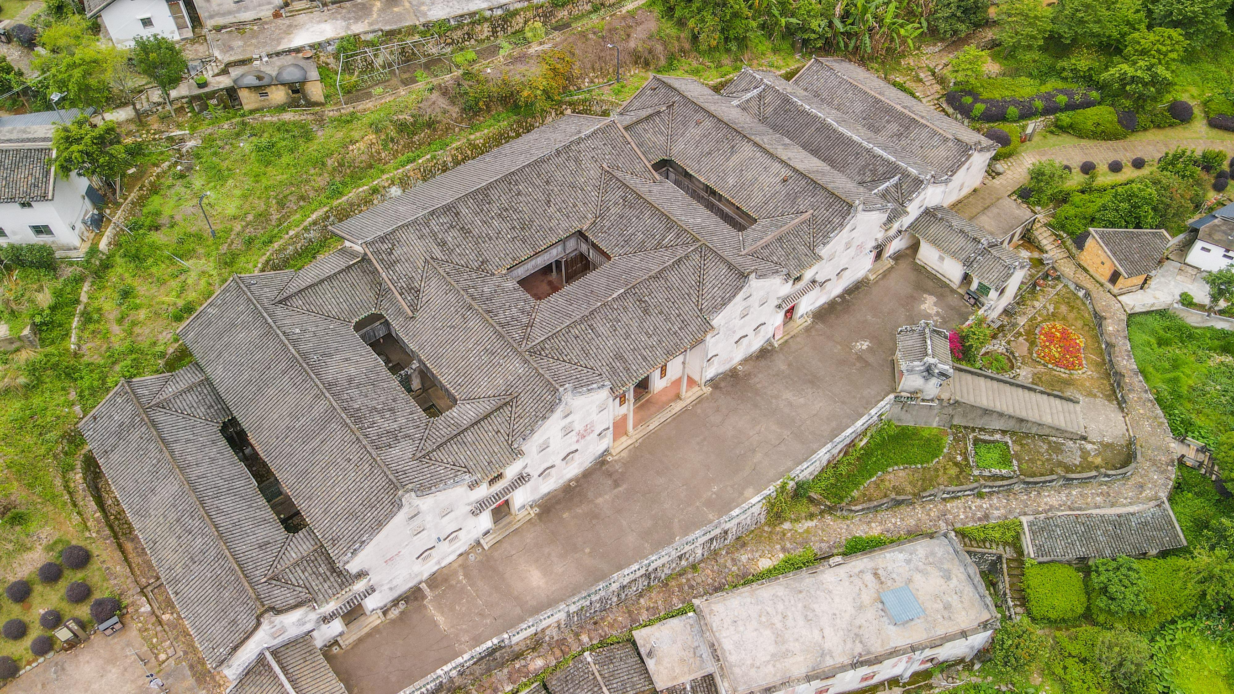 广东最具特色的客家民居,桥溪继善楼,古建筑艺术的重要代表之一