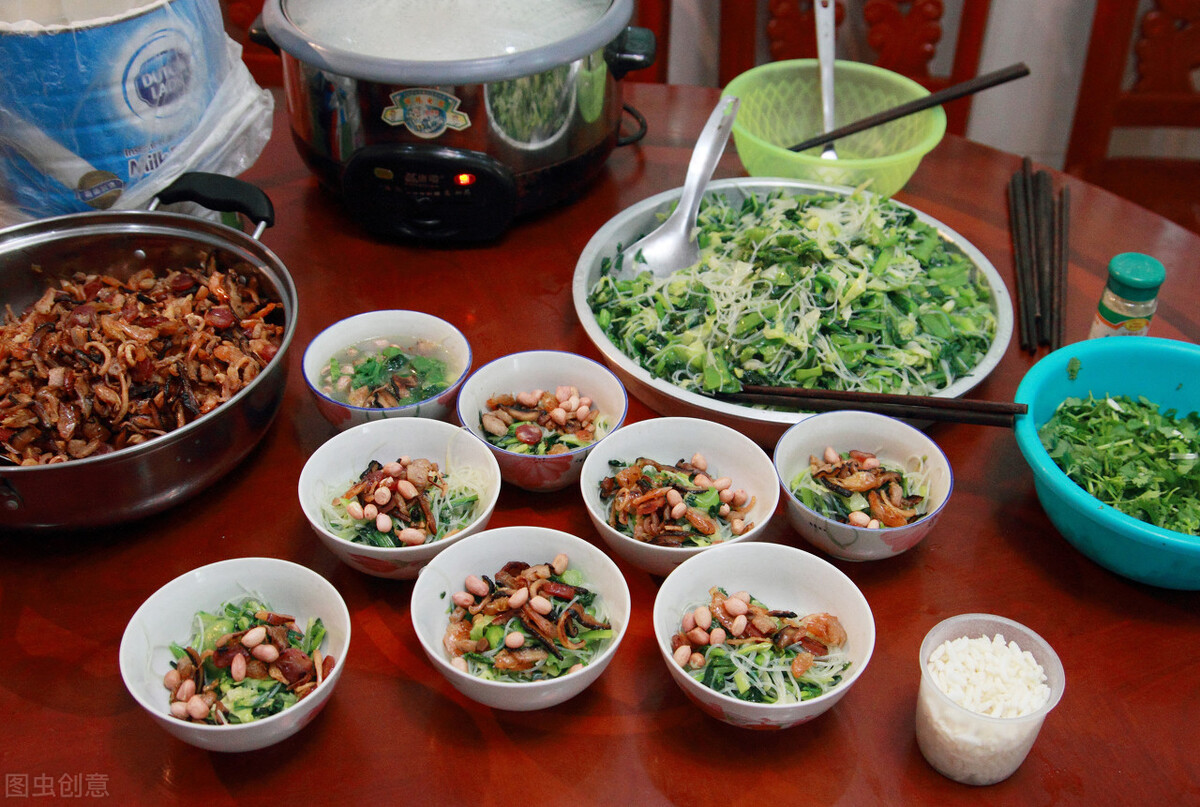 这碗汕尾菜茶究竟有什么魔力,让人乐不思蜀,流连忘返