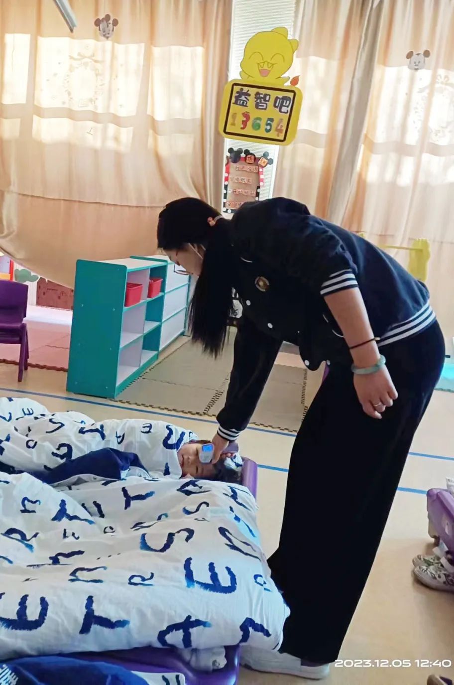 冬日里的小温暖丨智慧熊幼儿园「暖冬」进行时