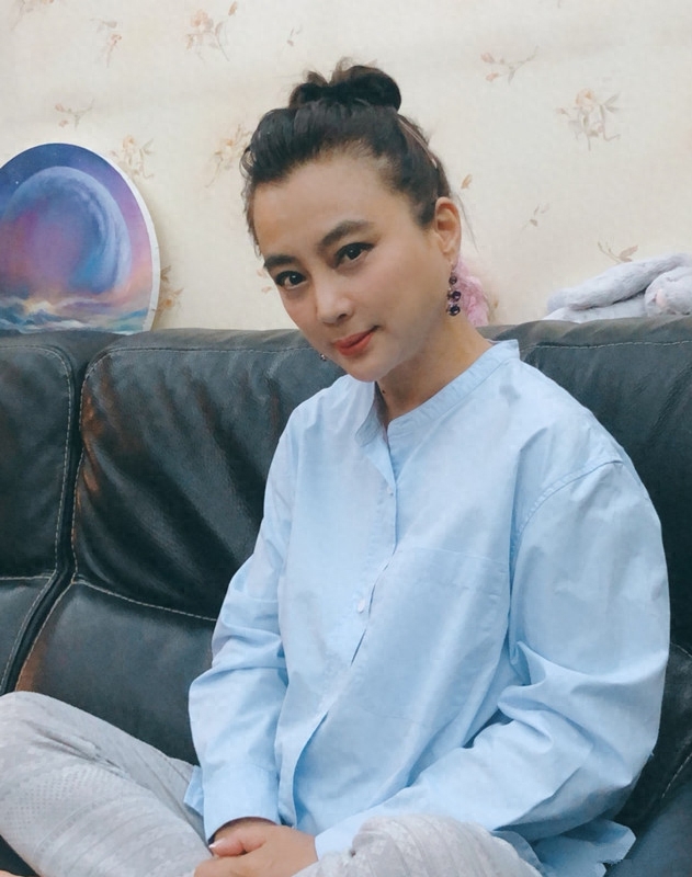 回顾26岁与初恋离婚34岁嫁犹太富商分居15年如今李玲玉还好吗