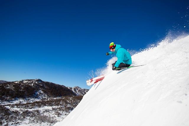 高山滑雪中滑降的加速方法有哪些