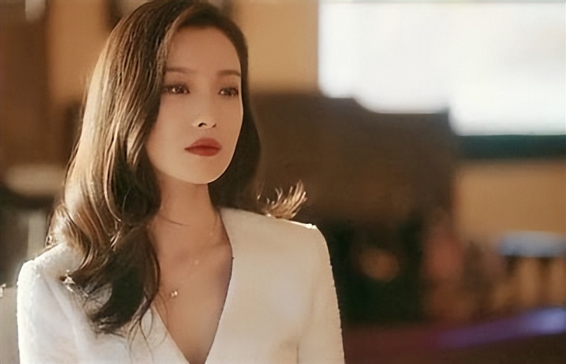 "男女通吃",毫不避讳,这些娱乐圈的女星简直太会玩了!