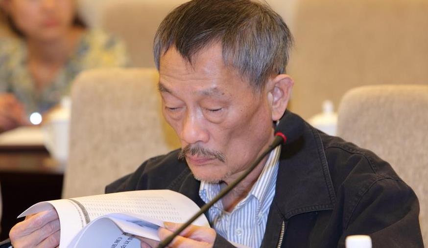 2014年,任正非想花钱邀请李小文为华为代言,谁知李小文不要钱