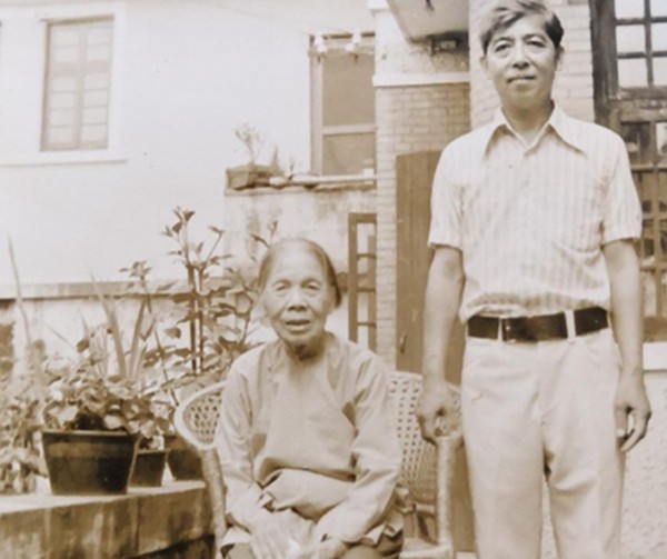 李宗仁原配妻子李秀文:守活寡70年,百岁宴上儿子为其痛哭鸣不平