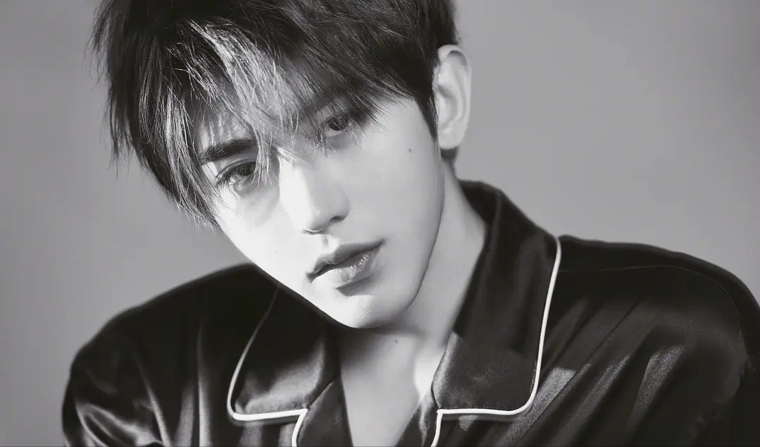 疑点重重,蔡徐坤妈妈通话录音曝光,如此私密资料怎么传出来的?