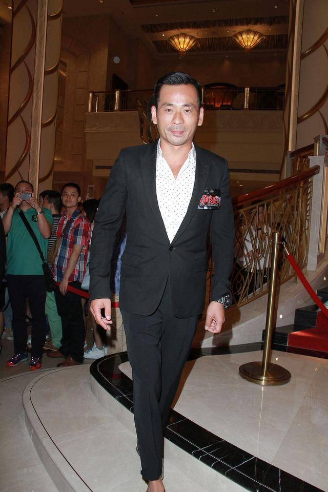 刘碧丽:嫁大亨洗米华,五年生四娃,拿5亿分手费后过得怎样了?