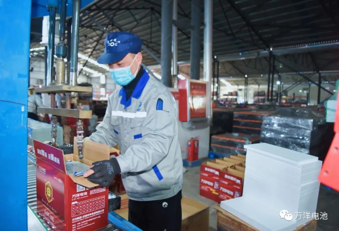 鑄就高端應對市場強競爭 濟源電視臺萬洋電池生產基地進行採訪