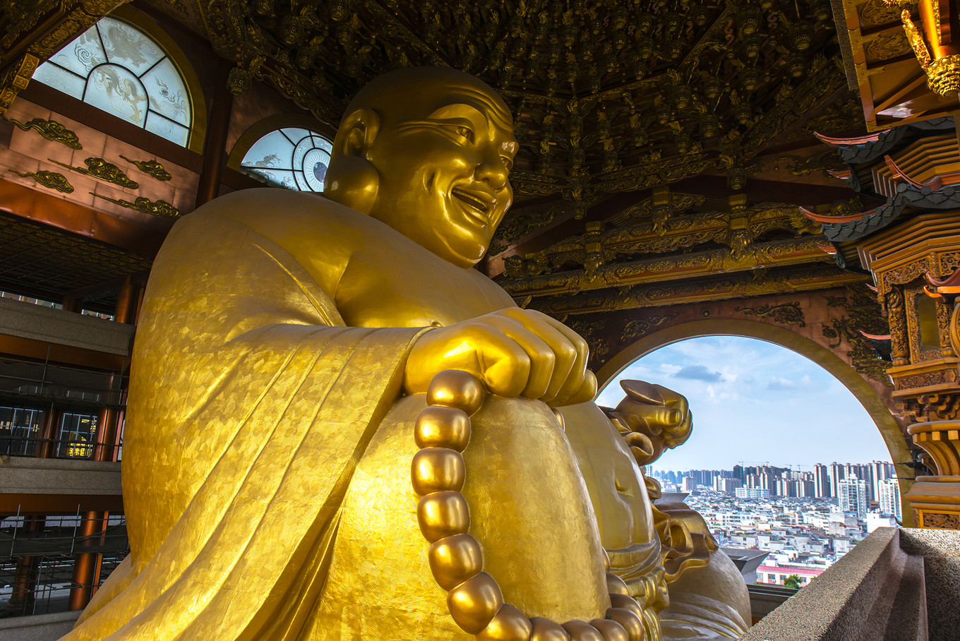 拉萨有布达拉宫,贵州有天下第一水司楼,广西云天宫了解一下