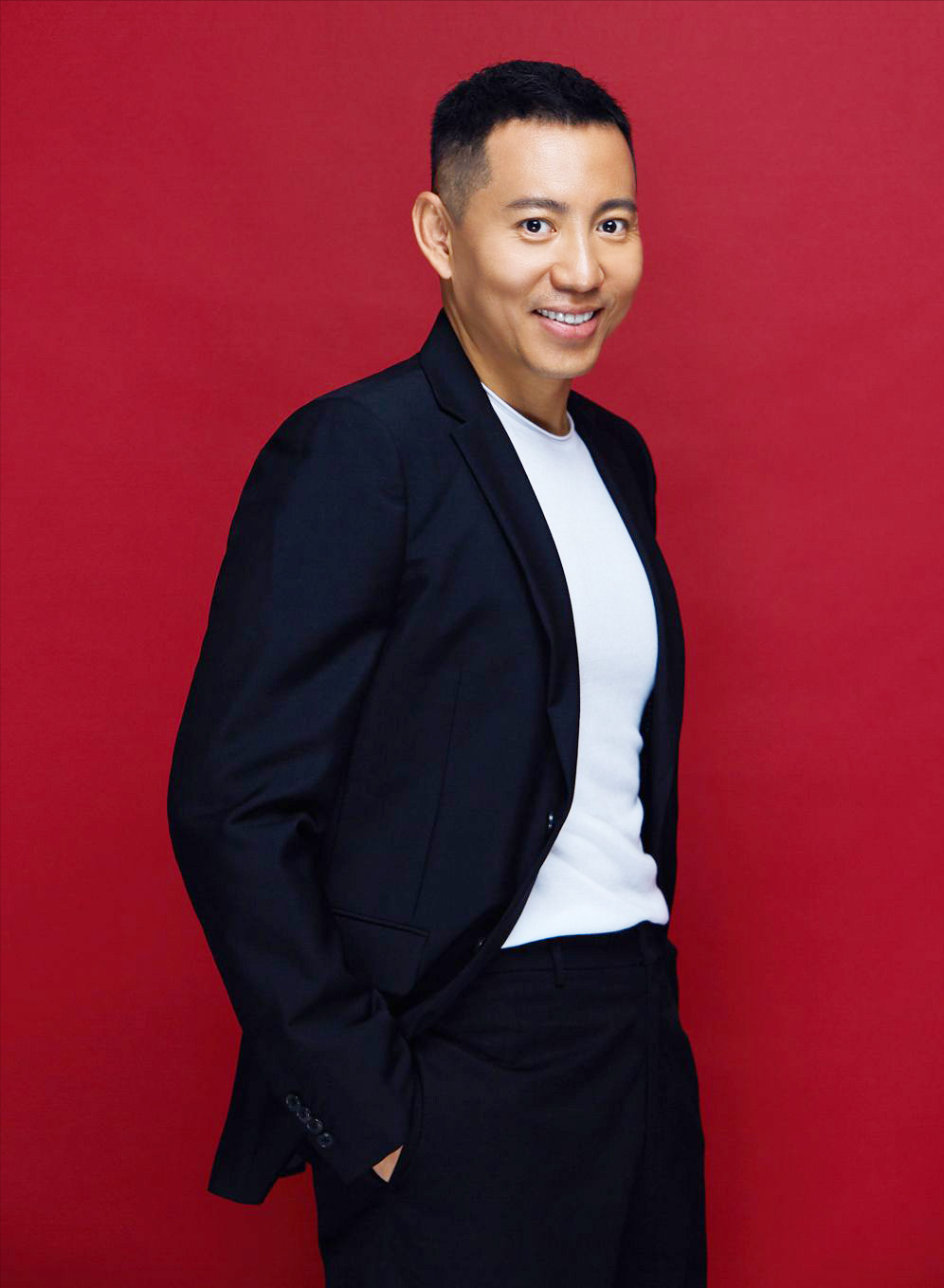 知名男星谷智鑫拍戏受伤差点瘫痪妻子是我一生的恩人