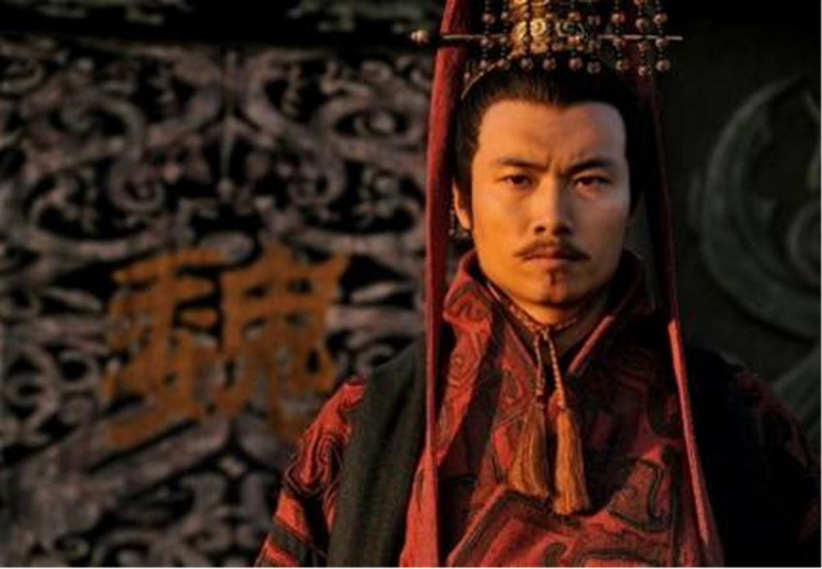 曹丕为何仅活到40岁,只因他喜欢做这几件事,其中两个年轻人常做