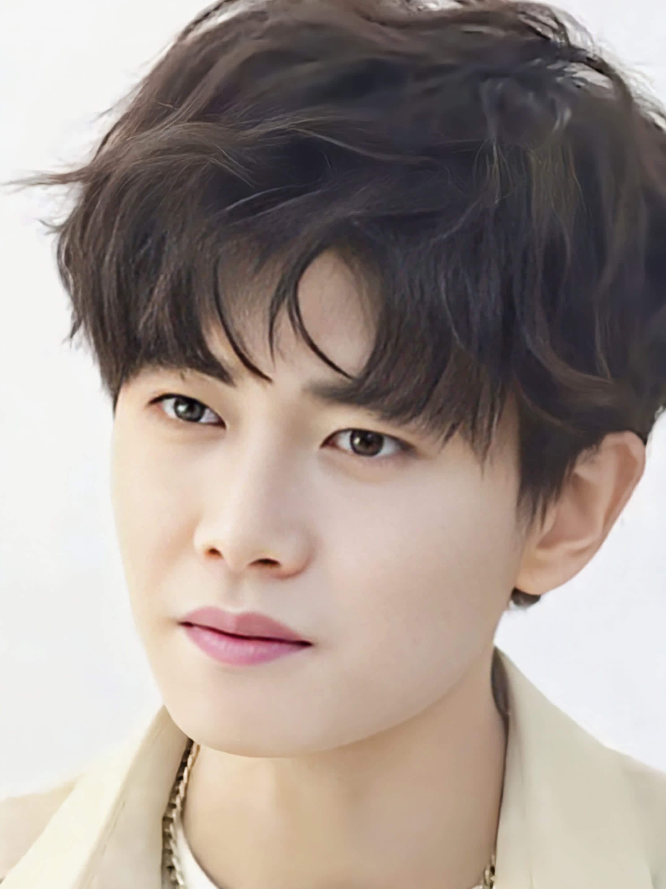 任嘉伦用微笑告诉别人,努力了就会有所收获-度小视