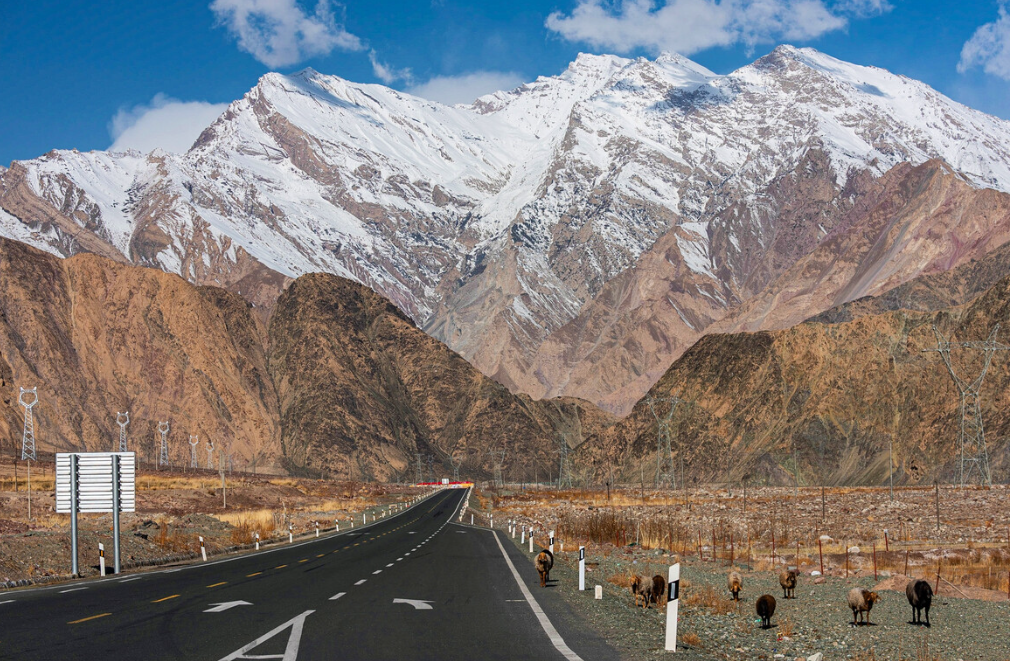 中巴公路:一条连接两国发展的"一带一路"之路