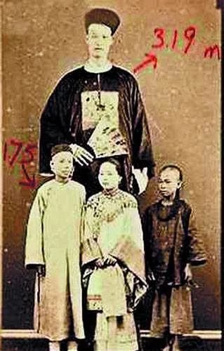 清朝巨人身高319米,用身高赚钱,还娶了一个英国老婆
