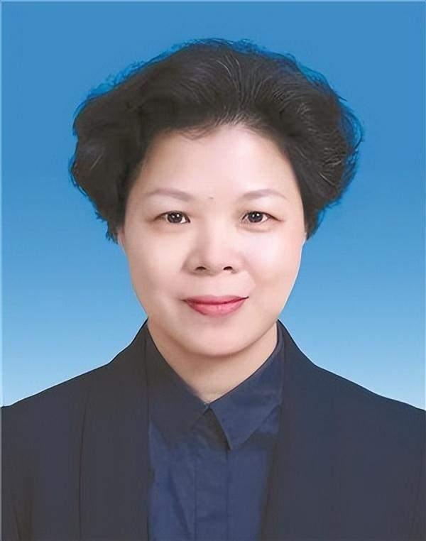 现任湖南省女副省长,曾是湖南唯一的70后女市委书记,履历精彩